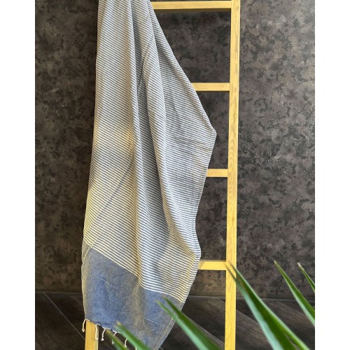 Βαμβακερό Ριγέ Παρεό με Μπλε Φάσα & Κρόσσι Mily 90x170cm Παρεό | 90x170cm Multi Βαμβακερό Ριγέ Παρεό με Μπλε Φάσα & Κρόσσι Mily 90x170cm Παρεό | 90x170cm Multi